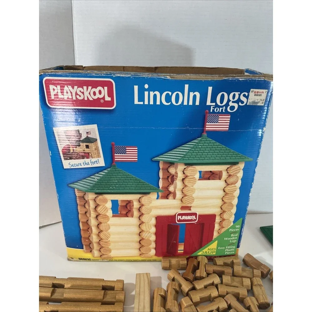 Playskool Lincoln Logs Fort Wooden Building Set w/ Box & Instructions INCOMPLETE